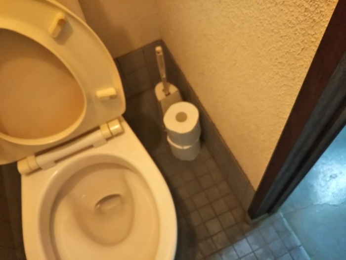 トイレ個室内